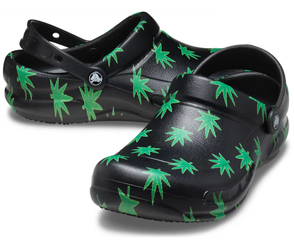 crocs-gallery-color:black / green; color:Black / Green; alt:ALT110; file:204044_00Y-ALT110
