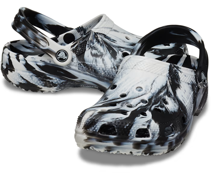 crocs-gallery-color:white / black; color:White / Black; alt:ALT110; file:206867_103-ALT110