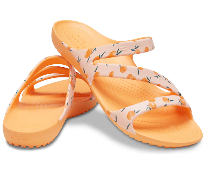 crocs-gallery-color:peach print; color:Peach Print; alt:ALT110; file:206894_836-ALT110
