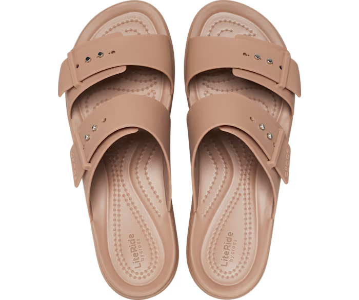 crocs-gallery-color:latte; color:Latte; alt:ALT120; file:207431_2Q9-ALT120