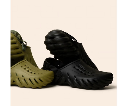 crocs-gallery-color:black; color:Black; alt:ALT130; file:207937_001-ALT130