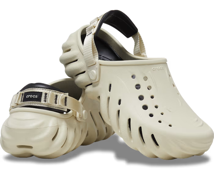 crocs-gallery-color:bone / black; color:Bone / Black; alt:ALT110; file:207937_2YJ-ALT110