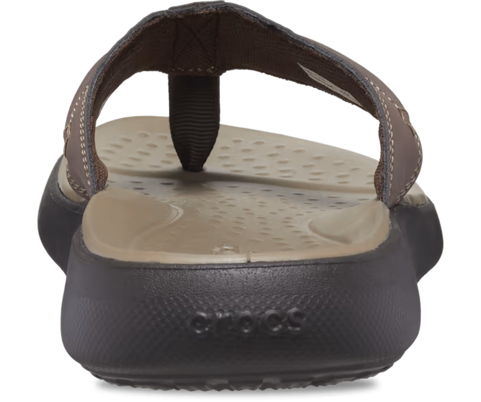 crocs-gallery-color:espresso; color:Espresso; alt:ALT160; file:209332_206-ALT160