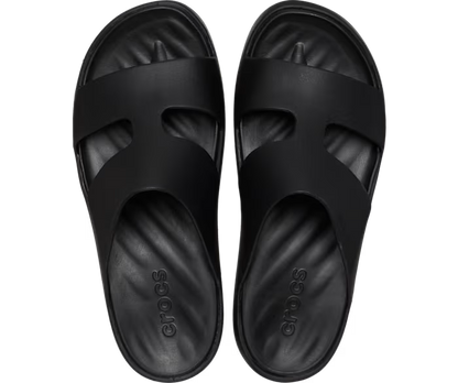 crocs-gallery-color:black; color:Black; alt:ALT120; file:209409_001-ALT120