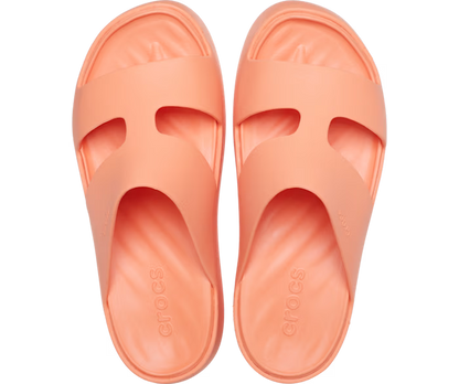 crocs-gallery-color:sunkissed; color:Sunkissed; alt:ALT120; file:209409_84F-ALT120