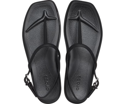 crocs-gallery-color:black; color:Black; alt:ALT120; file:209793_001-ALT120