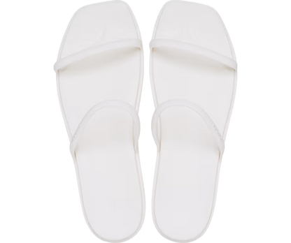 crocs-gallery-color:chalk; color:Chalk; alt:ALT120; file:209795_0WV-ALT120