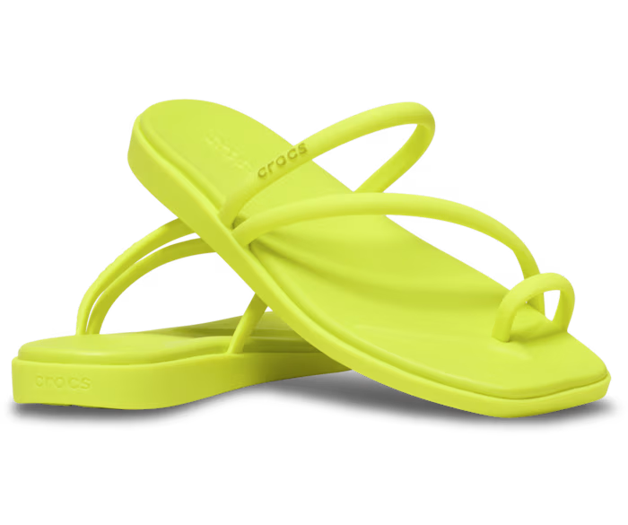 crocs-gallery-color:citrus; color:Citrus; alt:ALT110; file:209862_738-ALT110