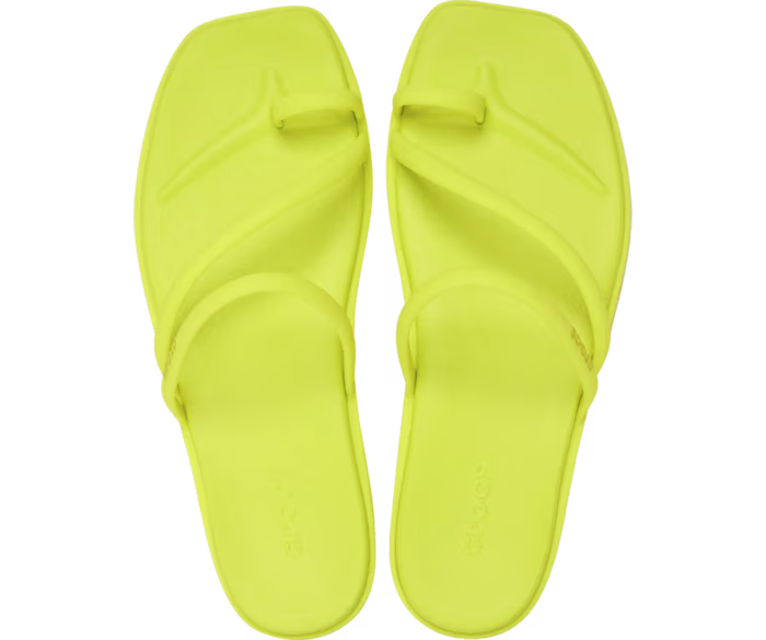 crocs-gallery-color:citrus; color:Citrus; alt:ALT120; file:209862_738-ALT120