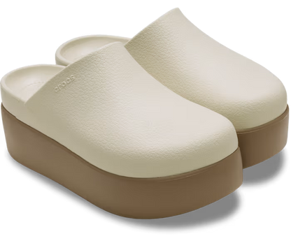 crocs-gallery-color:frappe/latte; color:Frappé/Latte; alt:ALT110; file:209869_2MS-ALT110