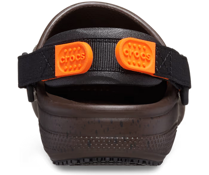 crocs-gallery-color:coffee; color:Coffee; alt:ALT160; file:209952_21Q-ALT160