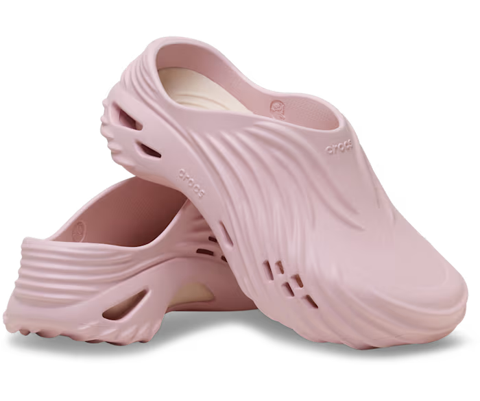crocs-gallery-color:cotton candy; color:Cotton Candy; alt:ALT110; file:210521_685-ALT110