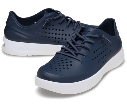 crocs-gallery-color:navy / white; color:Navy / White; alt:ALT110; file:210831_462-ALT110
