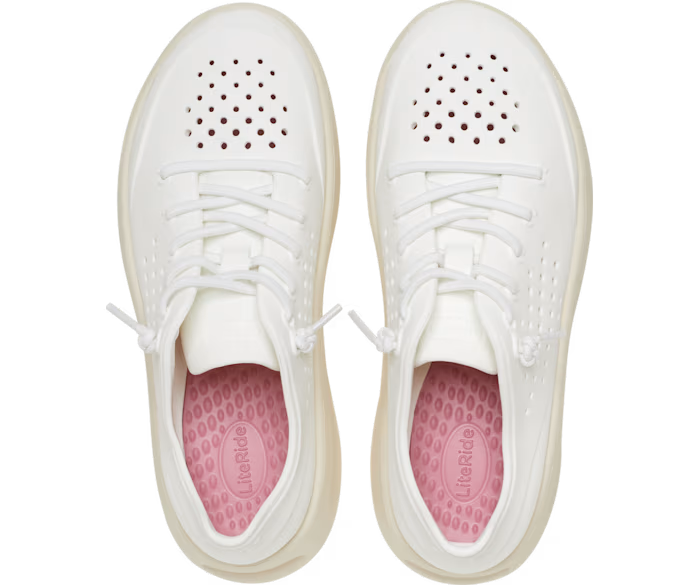 crocs-gallery-color:white; color:White; alt:ALT120; file:210832_100-ALT120