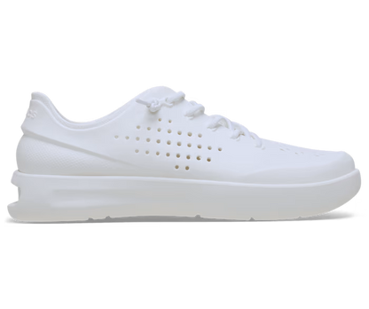crocs-gallery-color:white/moonlight; color:White/Moonlight; alt:ALT100; file:210832_1VL-ALT100