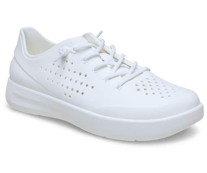 crocs-gallery-color:white/moonlight; color:White/Moonlight; alt:ALT140; file:210832_1VL-ALT140