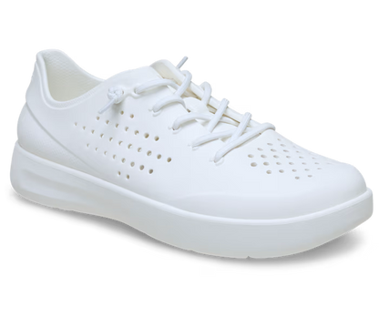 crocs-gallery-color:white/moonlight; color:White/Moonlight; alt:ALT140; file:210832_1VL-ALT140