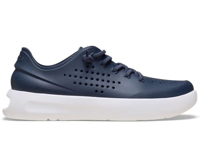 crocs-gallery-color:navy / white; color:Navy / White; alt:ALT100; file:210832_462-ALT100