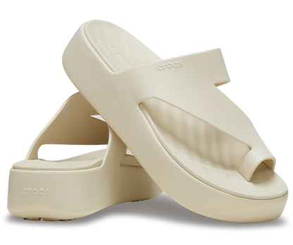 crocs-gallery-color:sandstone; color:Sandstone; alt:ALT110; file:210834_0LH-ALT110