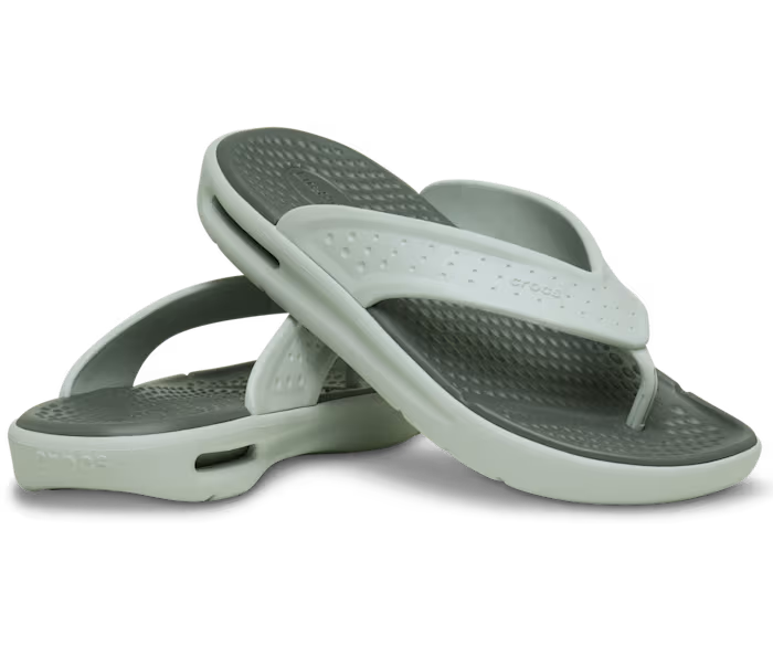 crocs-gallery-color:mirage; color:Mirage; alt:ALT110; file:211101_1NM-ALT110