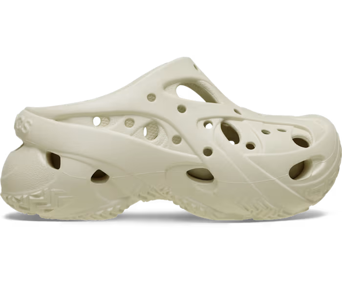crocs-gallery-color:summit white; color:Summit White; alt:ALT100; file:211141_2MD-ALT100