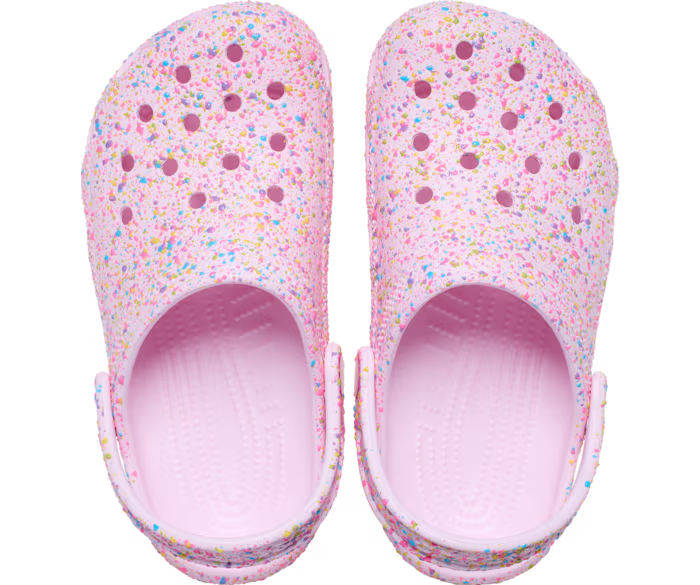 crocs-gallery-color:pink milk; color:Pink Milk; alt:ALT120; file:211169_6ZW-ALT120
