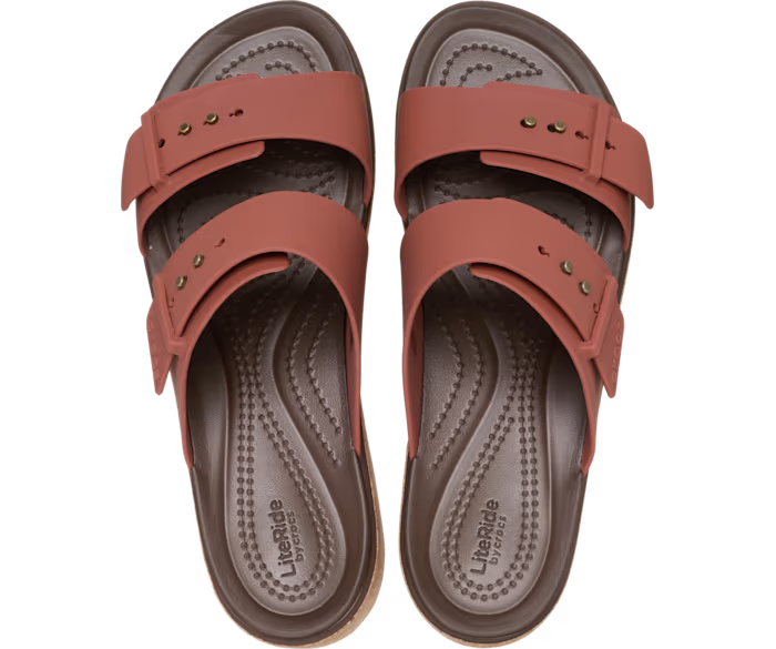 crocs-gallery-color:rust; color:Rust; alt:ALT120; file:211252_862-ALT120