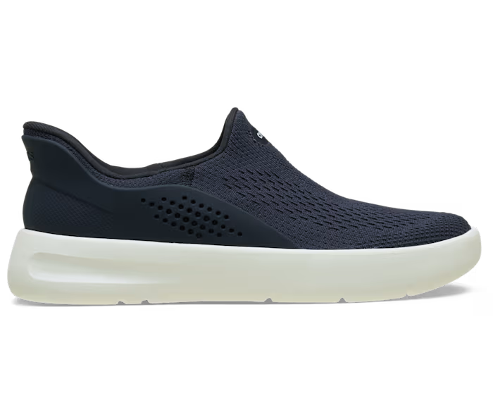 crocs-gallery-color:navy; color:Navy; alt:ALT100; file:211385_410-ALT100