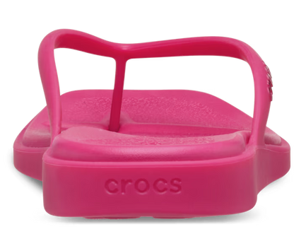 crocs-gallery-color:dragon fruit; color:Dragon Fruit; alt:ALT160; file:211435_6ZQ-ALT160