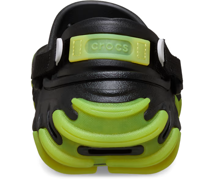 crocs-gallery-color:black; color:Black; alt:ALT160; file:211458_001-ALT160