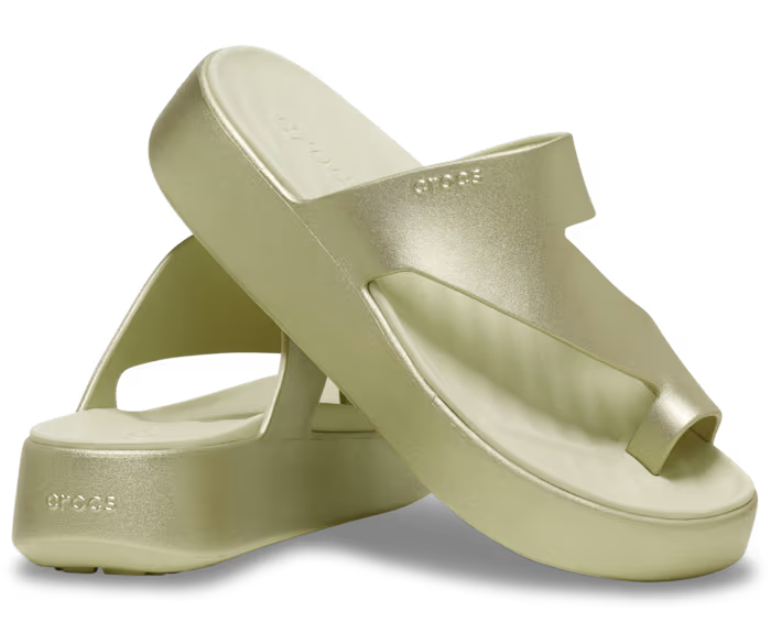 crocs-gallery-color:champagne metallic; color:Champagne Metallic; alt:ALT110; file:211576_9JU-ALT110