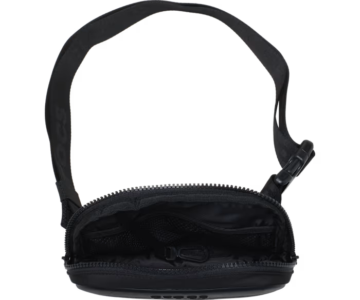 crocs-gallery-color:black; color:Black; alt:ALT110; file:211701_001-ALT110