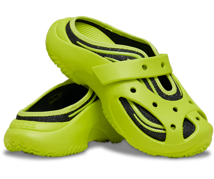 crocs-gallery-color:citrus; color:Citrus; alt:ALT110; file:211907_738-ALT110