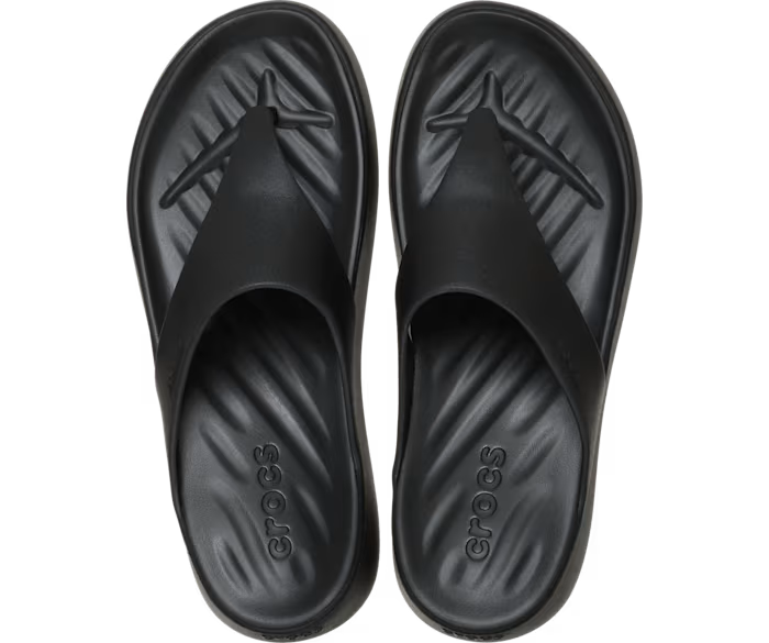crocs-gallery-color:black; color:Black; alt:ALT120; file:212018_001-ALT120