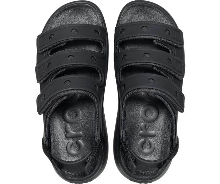 crocs-gallery-color:black; color:Black; alt:ALT120; file:212032_001-ALT120
