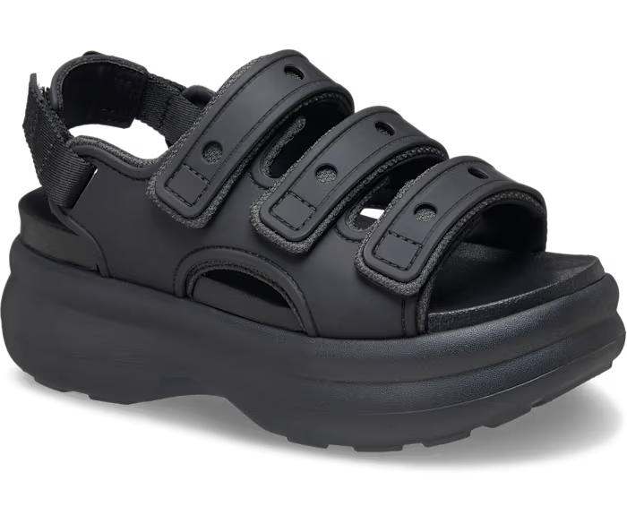 crocs-gallery-color:black; color:Black; alt:ALT140; file:212032_001-ALT140