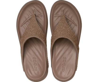 crocs-gallery-color:latte; color:Latte; alt:ALT120; file:212335_2Q9-ALT120