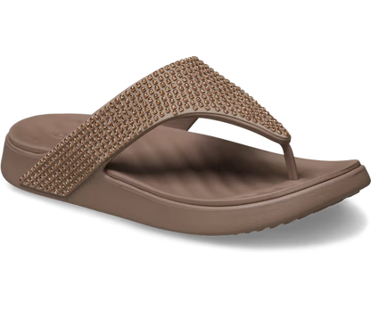 crocs-gallery-color:latte; color:Latte; alt:ALT140; file:212335_2Q9-ALT140