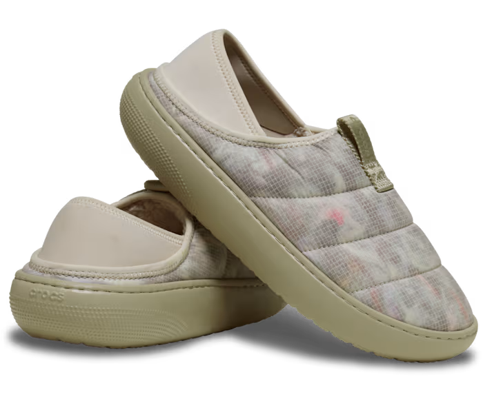 crocs-gallery-color:white; color:White; alt:ALT110; file:212435_100-ALT110