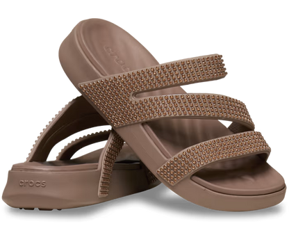 crocs-gallery-color:latte; color:Latte; alt:ALT110; file:212584_2Q9-ALT110