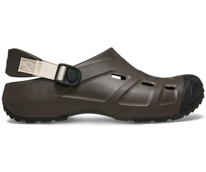 crocs-gallery-color:espresso; color:Espresso; alt:ALT100; file:212809_206-ALT100