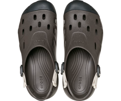 crocs-gallery-color:espresso; color:Espresso; alt:ALT120; file:212809_206-ALT120