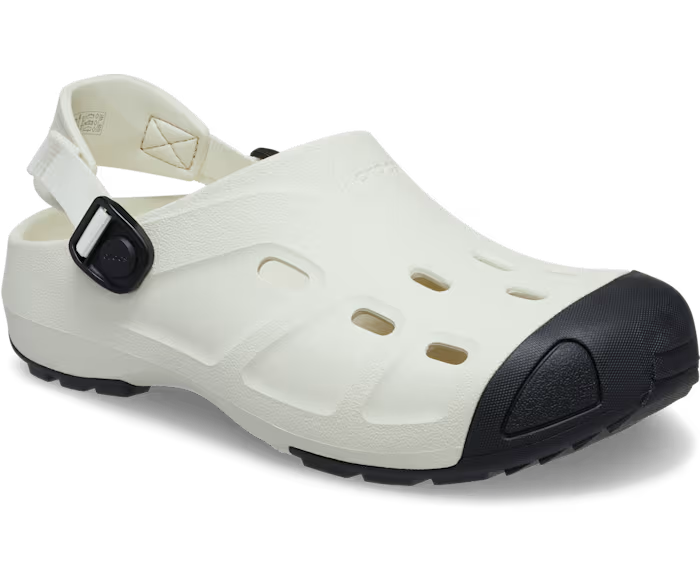 crocs-gallery-color:summit white; color:Summit White; alt:ALT140; file:212809_2MD-ALT140