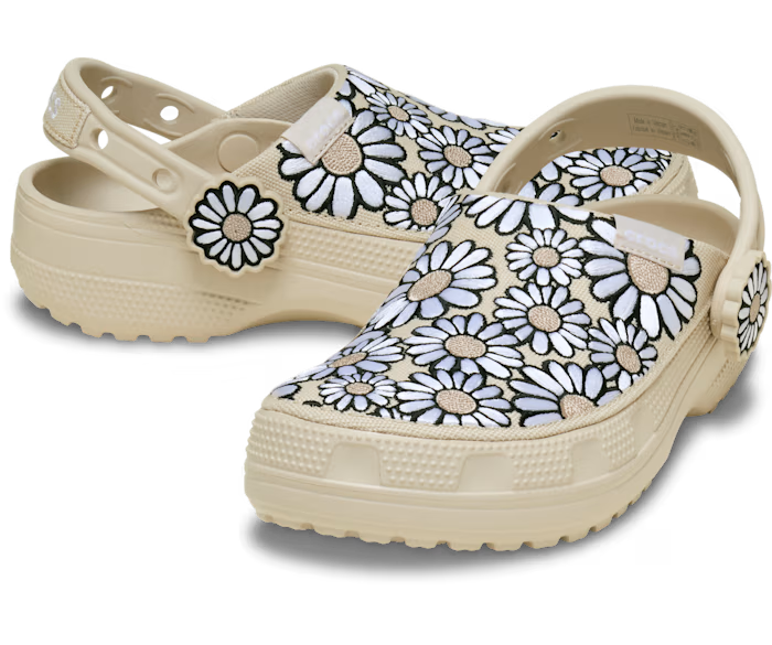 crocs-gallery-color:frappe; color:Frappé; alt:ALT110; file:213231_2MC-ALT110