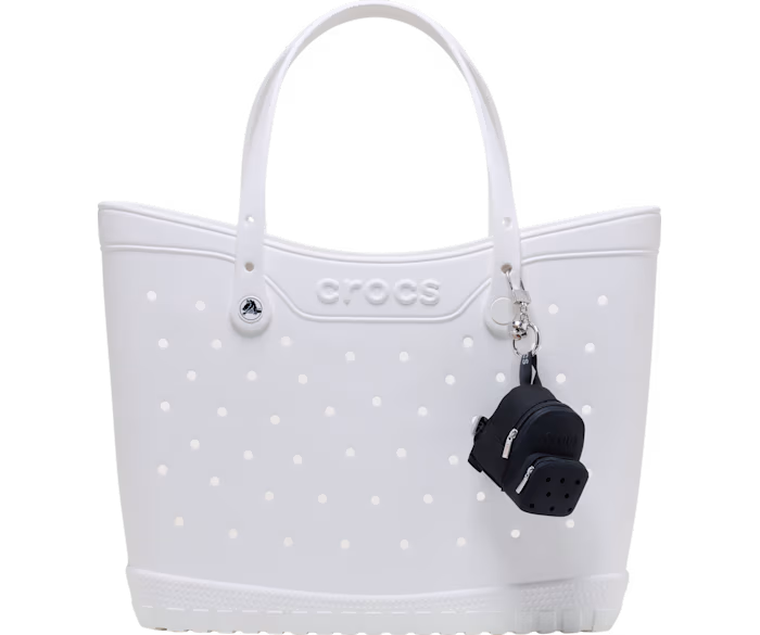 crocs-gallery-color:black; color:Black; alt:ALT120; file:213547_001-ALT120