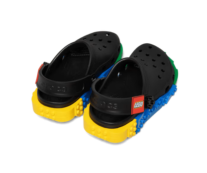 crocs-gallery-color:black; color:Black; alt:ALT120; file:213811_001-ALT120