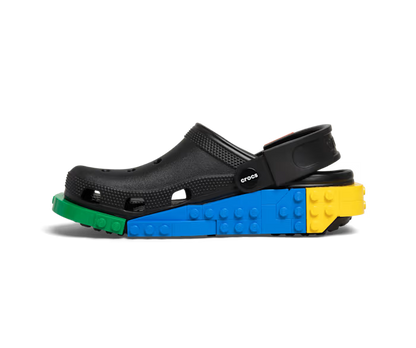 crocs-gallery-color:black; color:Black; alt:ALT130; file:213811_001-ALT130