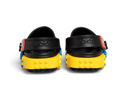 crocs-gallery-color:black; color:Black; alt:ALT140; file:213811_001-ALT140