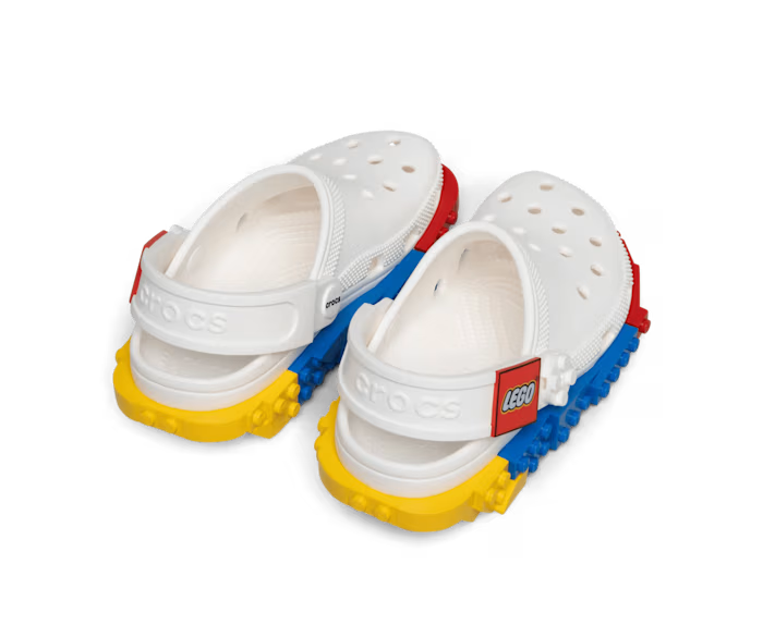 crocs-gallery-color:white; color:White; alt:ALT120; file:213812_100-ALT120