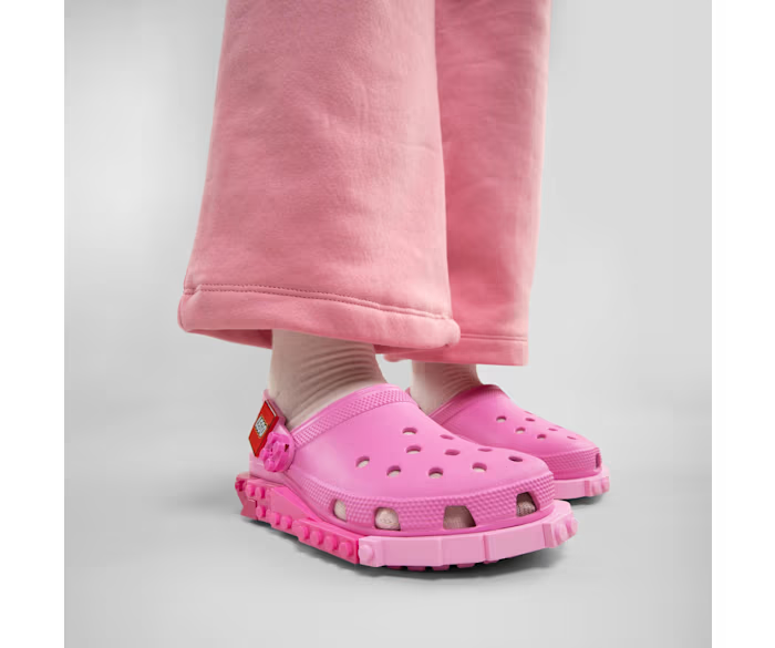 crocs-gallery-color:taffy pink; color:Taffy Pink; alt:ALT160; file:213812_6SW-ALT160